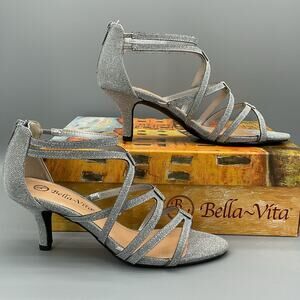 NEW Bella Vita Women’s Karlette Glittery Sandals Silver Size 8M